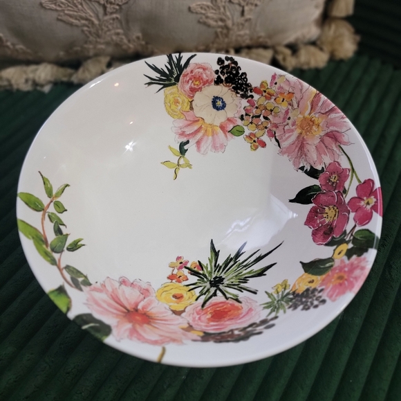 Pottery Barn Large Footed Floral Serving Bowl Stoneware 11 Inch - Retired - Picture 2 of 5